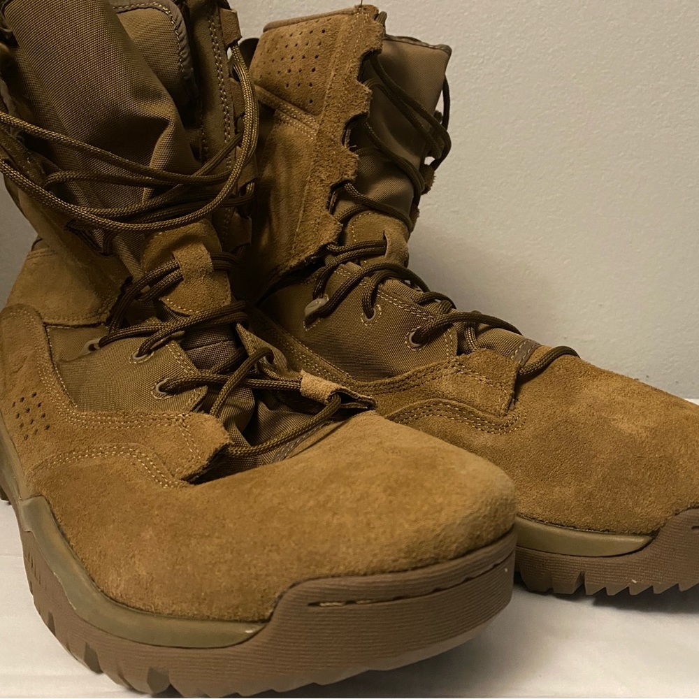 Nike SFB 2 8" Leather Boots AQ1202-900 Size 13 Coyote Military